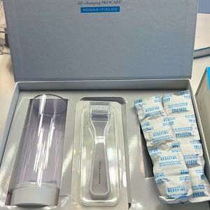Rodan and Fields Amp MD System. Never used.